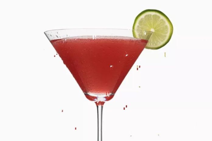 Keto-Compliant-Cosmopolitan