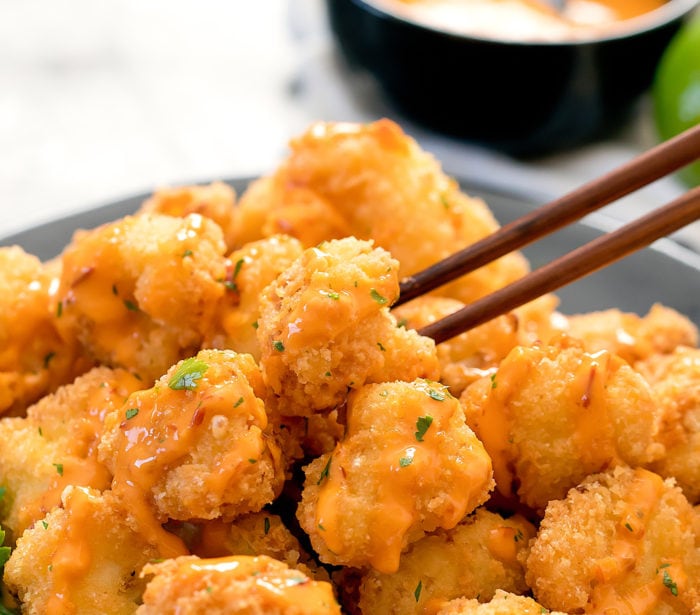 keto cauliflower with bang bang sauce